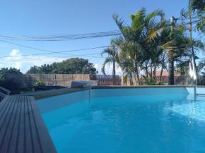 Villa paradisiaque à Saint-Joseph avec piscine et vue mer